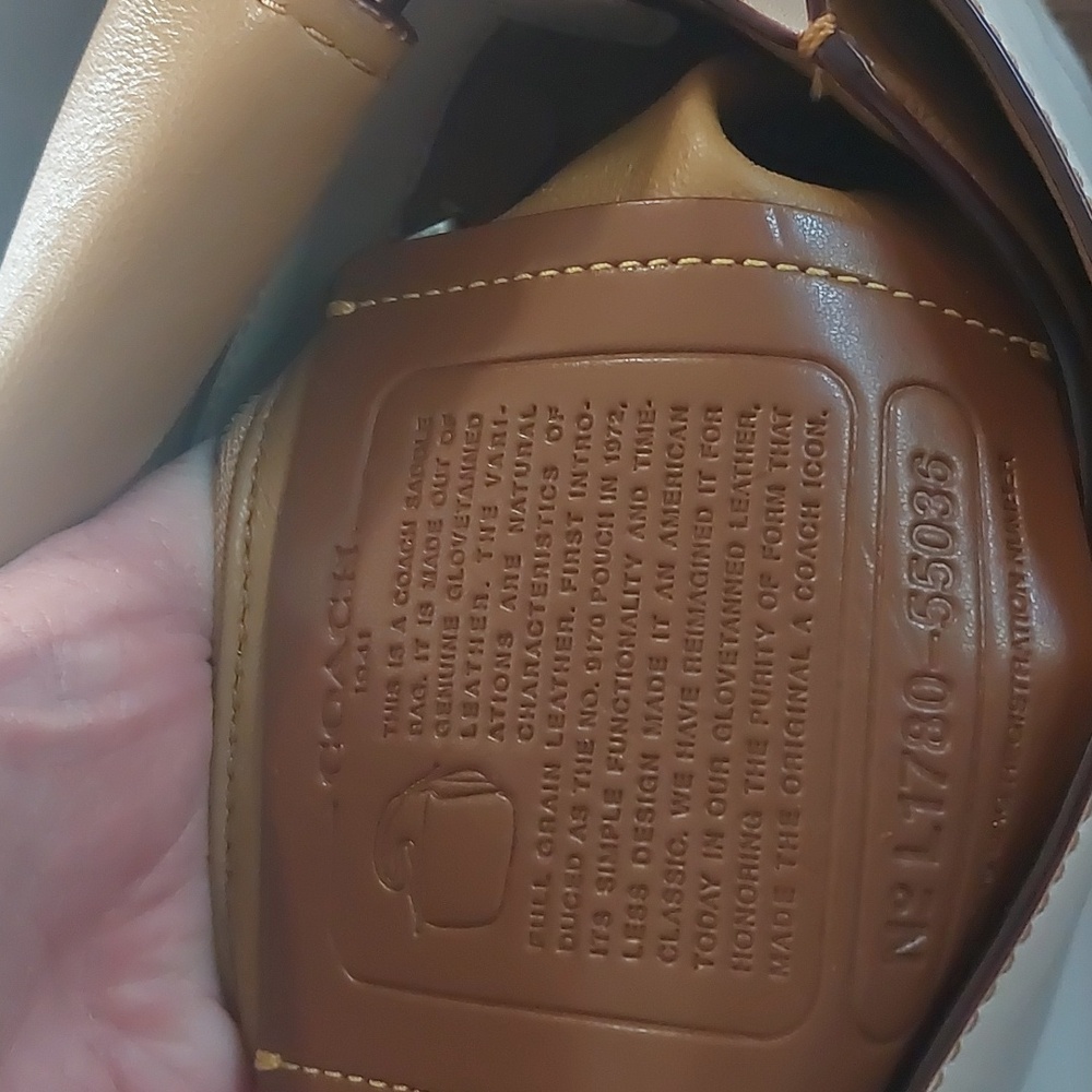 Coach Tea Rose Saddle Bag - Picture 6 of 11